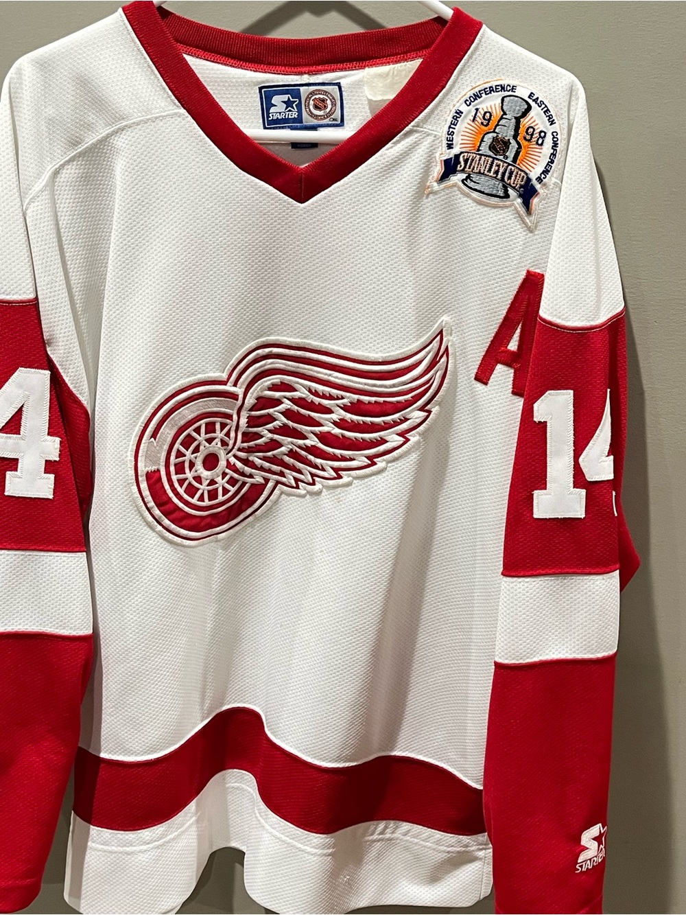 STARTER White & Red Detroit Red Wings Sewn Hockey Jersey #14